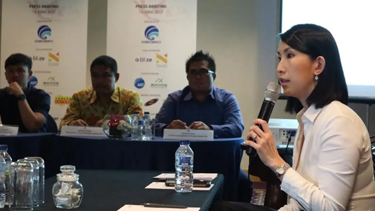 Diskusi panel preview konferensi Asia Internet of Things (IoT) Business Platform. 