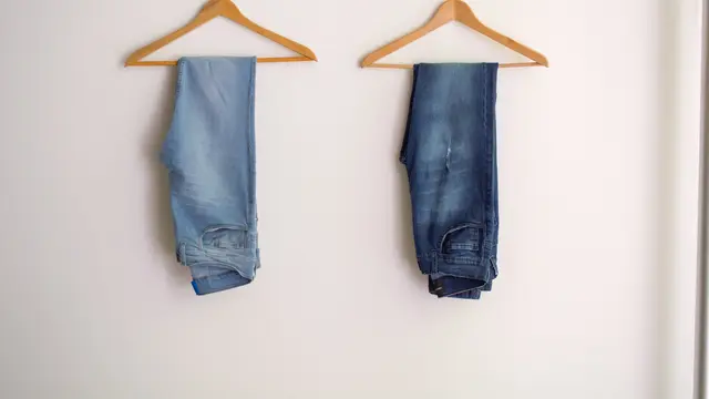 Ilustrasi Jeans