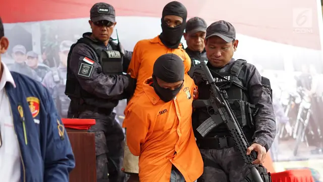 Polisi Bekuk 4 Tersangka Kasus Istri Bunuh dan Bakar Suami