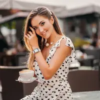 ilustrasi perempuan bahagia/photo created by marymarkevich - www.freepik.com