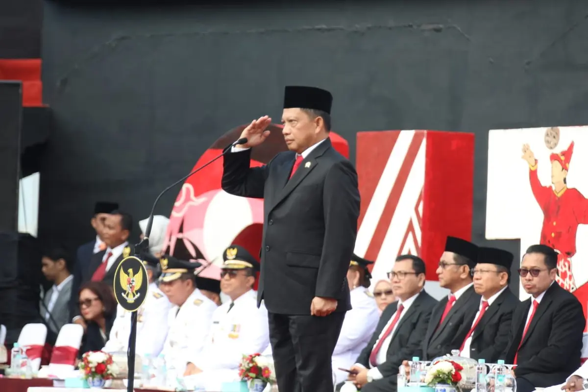 Menteri Dalam Negeri (Mendagri) Muhammad Tito Karnavian menegaskan ujung penerapan otonomi daerah adalah kemandirian fiskal.