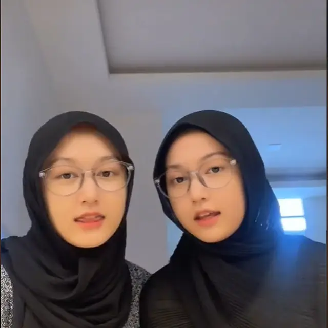 6 Potret Shafa dan Shaira, Saudara Kembar Disebut Mirip Zoe dan Laura Jackson