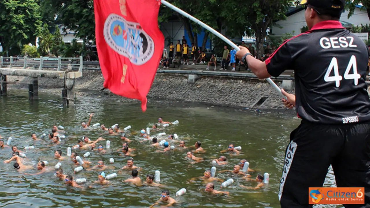 121214brenanglaut.jpg