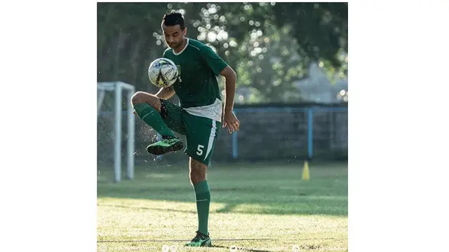 7 Potret Otavio Dutra saat Jalani Latihan, Stoper Persebaya yang Masuk Timnas