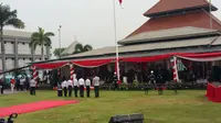 Menteri Hukum dan HAM Yasonna H Laoly memimpin upacara peringatan puncak Hari Bakti Pemasyarakat ke-55. (Liputan6.com/Nanda Perdana Putra)