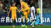 Australia kalahkan Arab Saudi 3-2 di Adelaide Oval, Kamis (8/6/2017), untuk menjaga peluang lolos otomatis Piala Dunia 2018. (Twitter FIFA)
