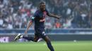 Gol kemenangan PSG dicetak oleh Ousmane Dembele dan Fabian Ruiz. (FRANCK FIFE / AFP)