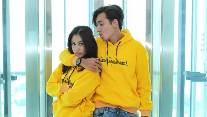 [Bintang] Vanesha Prescilla dan Adipati Dolken