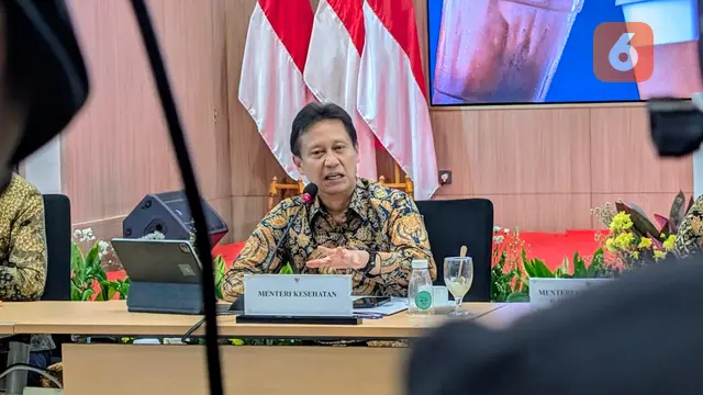 Menkes Budi