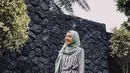 Keputusan Tika Bravani mengenakan hijab ini disambut gembira oleh netizen. Mereka tak hentinya mendoakan agar aktris 28 tahun itu istikamah dengan pilihannya. (instagram.com/tikabravani)