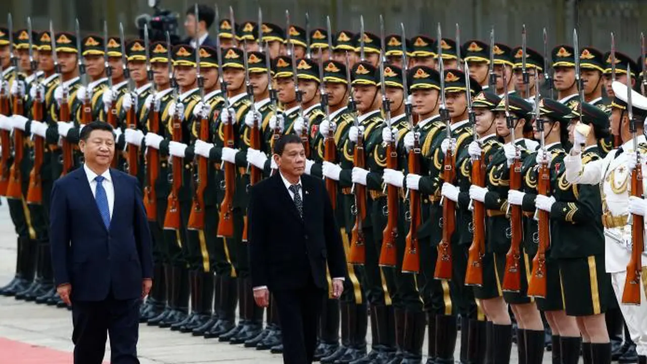 Presiden Rodrigo Duterte disambut Presiden Xi Jinping dalam lawatannya ke Beijing 