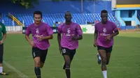Makan Konate saat berlatih bersama Sriwijaya FC. (Bola.com/Riskha Prasetya)