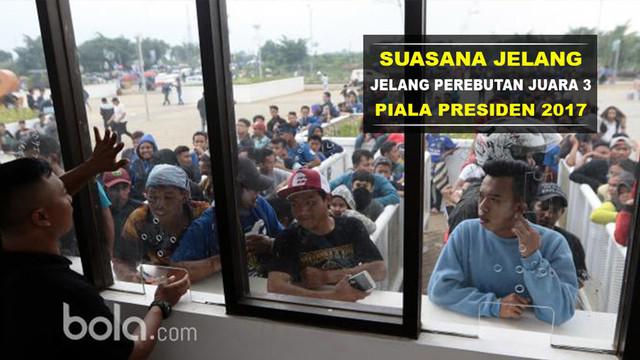 Suasana Stadion Pakansari jelang laga perebutan juara ke-3 antara Persib Bandung melawan Semen Padang.