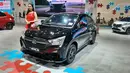Varian non ADS memiliki tampilan yang terlihat lebih polos dengan keseluruhan bumper dicat sewarna body. Garnish reflektor belakang pun absen di varian ini guna memberikan tampilan lebih minimalis. Khusus tipe M dan X mendapatkan mesin 1KR-VE 1.000cc 3-silinder DOHC VVT-i yang sama dengan mesin generasi sebelumnya. Mesin ini mampu menghasilkan tenaga 67 PS dan torsi 89 Nm. Tipe X manual dijual seharga Rp146,9 juta dan MT ADS Rp152,8.