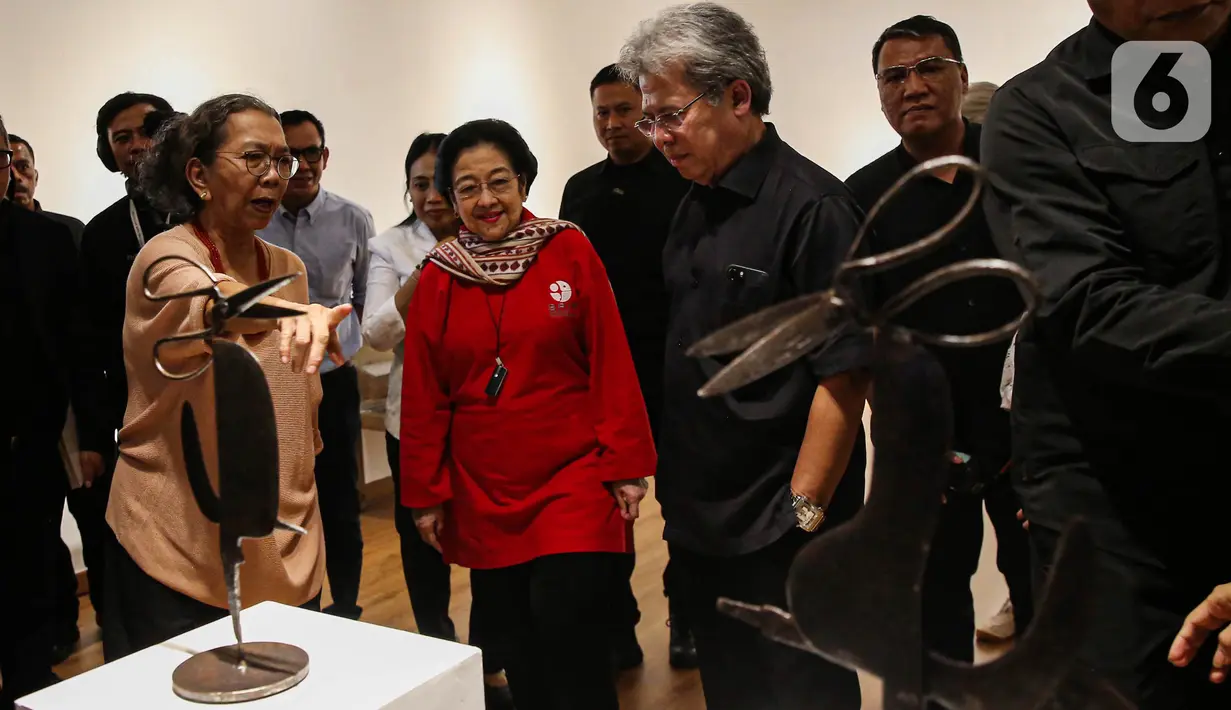 Pematung Dolorosa Sinaga berkolaborasi dengan Budi Santoso menggelar pameran di Gedung A Galeri Nasional. (Liputan6.com/Angga Yuniar)