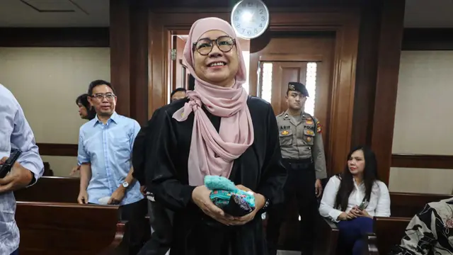 Mantan Dirut Pertamina Karen Agustiawan Dituntut Hukuman 11 Tahun Penjara dan Denda Rp1 Miliar
