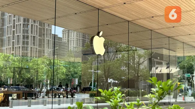 Apple Naikkan Harga MacBook hingga iPad, iPhone Aman?
