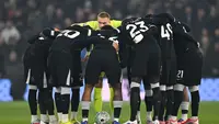 Gary Neville Kritik Keras Chelsea soal Ritual Huddle Pra-Pertandingan: Omong Kosong dan Cuma untuk Gimmick