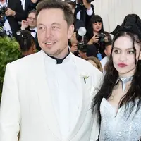 Elon Musk dan Grimes. (Foto: Pitchfork)