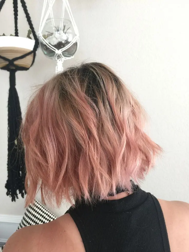 Mengubah warna rambut. (Sumber Foto: _jessiestone_/Instagram)