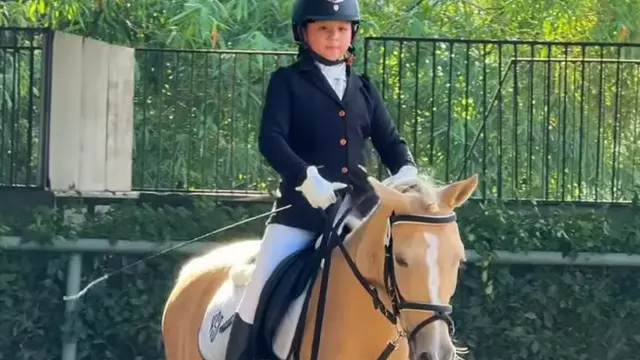 Baby Moonella kini tumbuh jadi remaja. (credit:instagram.com/babymoonella)