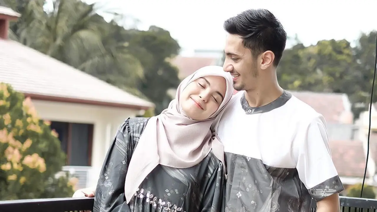 6 Momen Manis Vebby Palwinta dan Razi Bawazier Setelah Menikah, Semakin Lengket