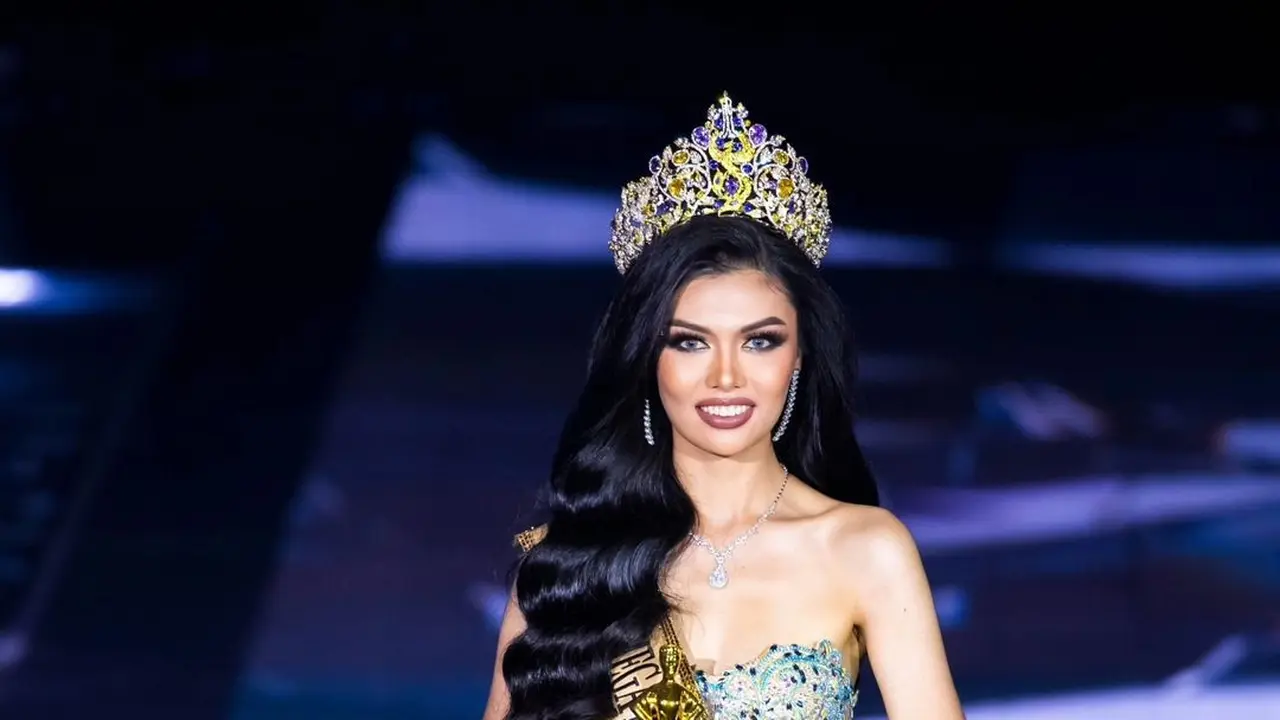 Nova Liana Terpilih Jadi Miss Mega Bintang Indonesia 2024, Kenakan Mahkota Gayatri yang Jadi Simbol Kemakmuran