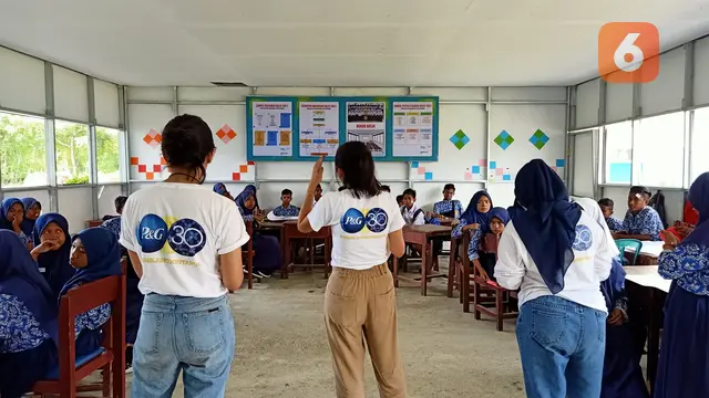 Semangat Anak-Anak Korban Gempa Donggala Gambarkan Cita-Cita Usai Setahun Bencana