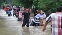 Banjir menggenangi ratusan rumah di 23 desa di kecamatan Samalanga, hingga bencana banjir dan tanah longsor mengancam sejumlah wilayah.