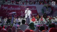 Cawapres nomor urut 01 Ma'ruf Amin memberi sambutan dalam deklarasi Arus Baru Muslimah di Istora Senayan,  Jakarta, Minggu (24/2). Arus Baru Muslimah menilai Jokowi-Ma'ruf punya visi misi majukan program keumatan. (Liputan6.com/Faizal Fanani)