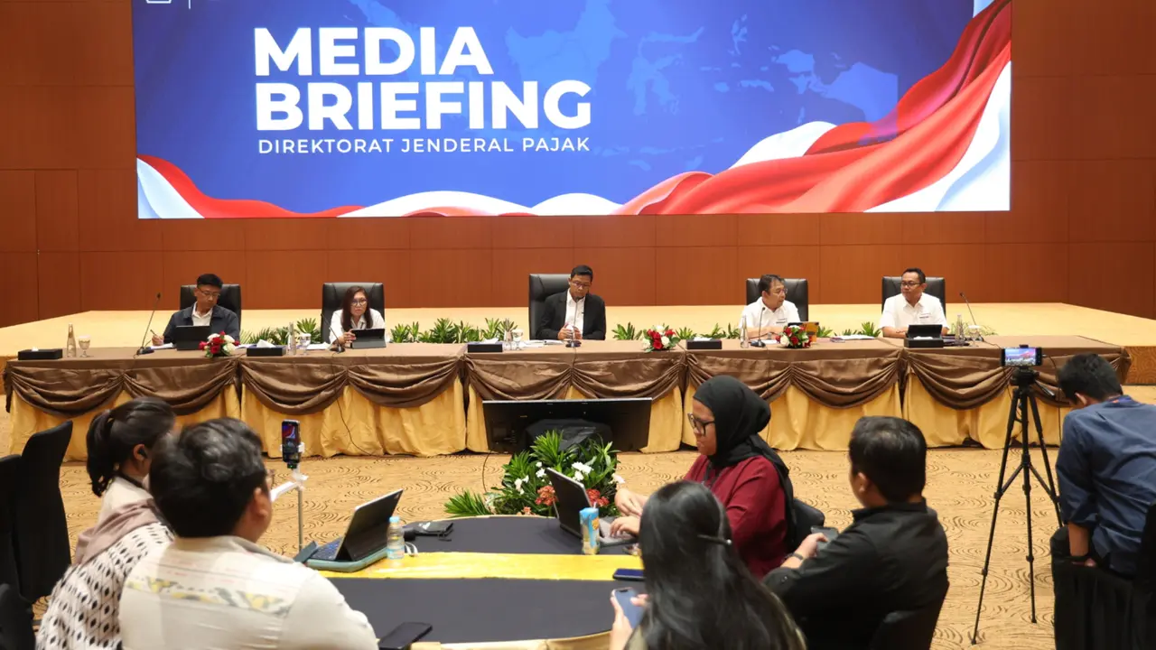 Konferensi pers Ditjen Pajak, Senin (20/10/2025). (Foto: Ditjen Pajak)