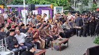 Anies-Ahok Duduk Sebelahan di Balai Kota Jakarta, Ngobrol dan Tertawa Bersama