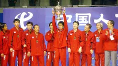 Butuh waktu yang sangat lama bagi tim bulu tangkis putra Indonesia untuk membawa pulang Piala Thomas kembali ke Tanah Air. (AFP/Goh Chai Hin)
