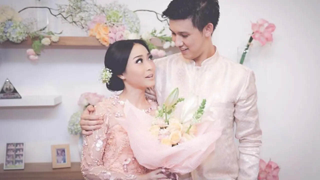 Jevin Julian dan Rinni Wulandari