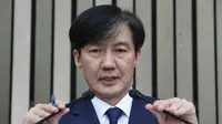 Cho Kuk, Menteri Kehakiman Korea Selatan, yang dituntut demonstran untuk dipenjarakan karena tuduhan isu korupsi. (Liputan6.com/AFP)