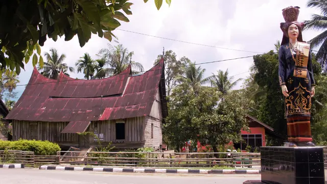Ini Keunikan dan Indahnya Desa Adat Sijunjung