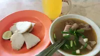 9 Rekomendasi Tempat Makan Lontong Kikil Enak di Surabaya untuk Sajian Berat yang Memuaskan 2026