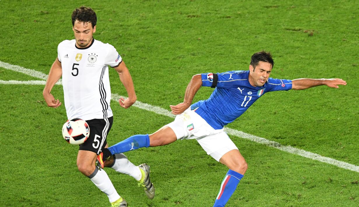 Jerman tidak akan diperkuat oleh Mats Hummels pada laga semifinal Piala Eropa 2016 melawan tuan rumah Prancis akibat hukuman akumulasi kartu kuning. (AFP/Mehdi Fedouach)