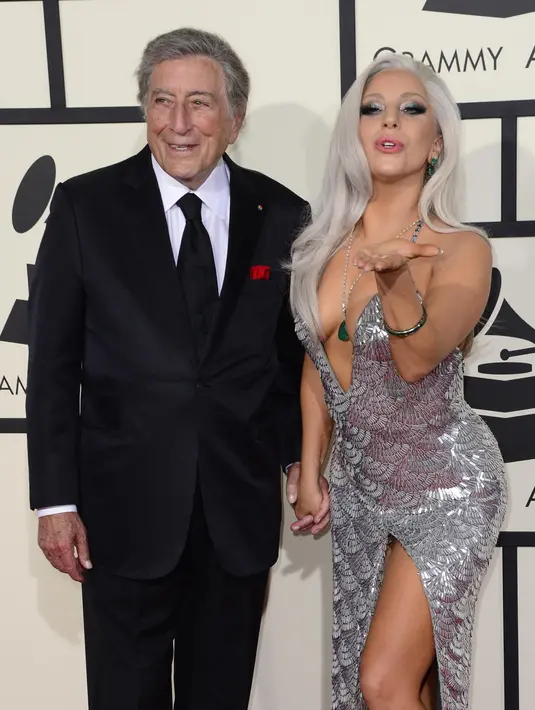 Jika sebelumnya nama Tony Bennett dan Lady Gaga sering disebut-sebut, namun tak berhenti sampai disitu, dalam beberapa waktu ke depan juga bakal diumumkan nama-nama musisi yang bakal ikut tampil di konser. (Bintang/EPA)