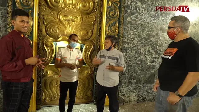 Osvaldo Haay dan Riko Simanjuntak