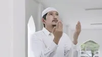 Pulang Kerja Langsung Tarawih? Ini Grooming Sat-Set Cowok Biar Tetap Rapi