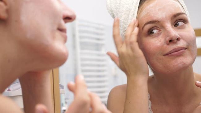 Perawatan kulit di pagi hari/copyright shutterstock.com