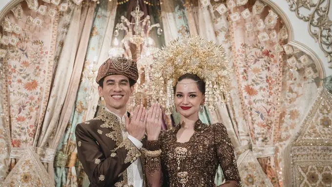 10 Momen Pernikahan Enzy Storia dan Molen Kasetra, Penuh Haru Bahagia