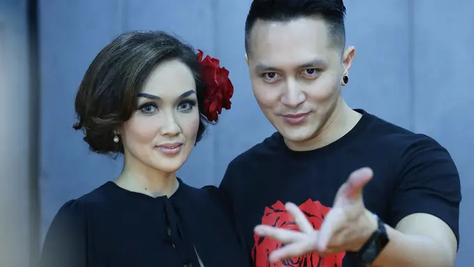 Sara Wijayanto dan Demian Aditya