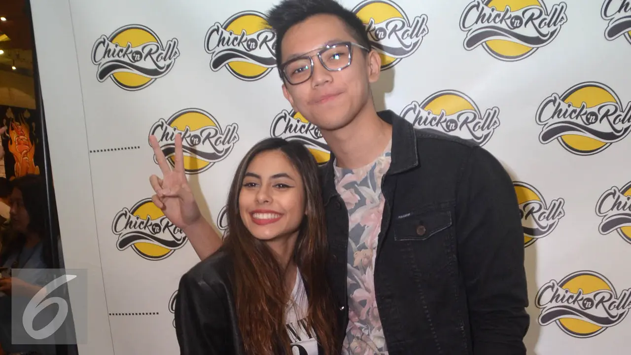 Brandon Salim dan Valerie Thomas