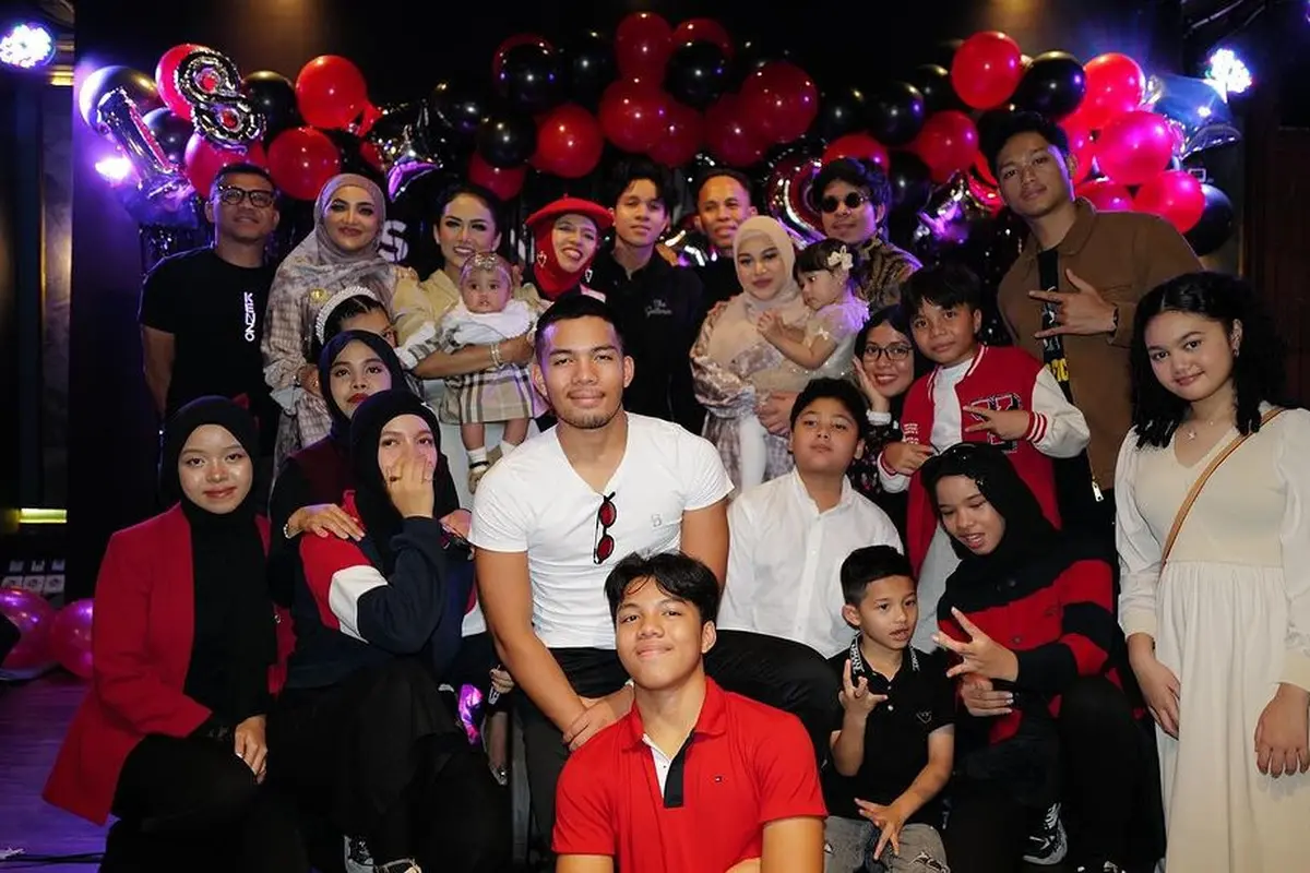 Potret Ulang Tahun Fateh Halilintar yang ke-18, Dihadiri Ashanty dan Kris Dayanti