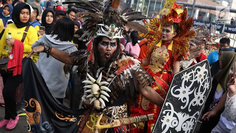 Pawai Budaya Kalimantan Selatan Meriahkan Car Free Day Jakarta