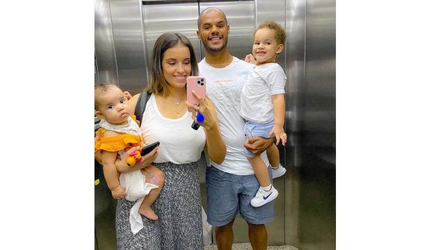 Jarang Tersorot, Ini 6 Potret Hangat David Da Silva dengan Sang Anak