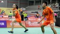 Ganda campuran, Rinov Rivaldy/Angelica Wiratama, menyempurnakan kemenangan Indonesia atas Nepal menjadi 5-0, pada laga penyisihan Kejuaraan Asia Junior 2017, Sabtu (22/7/2017). (PBSI)
