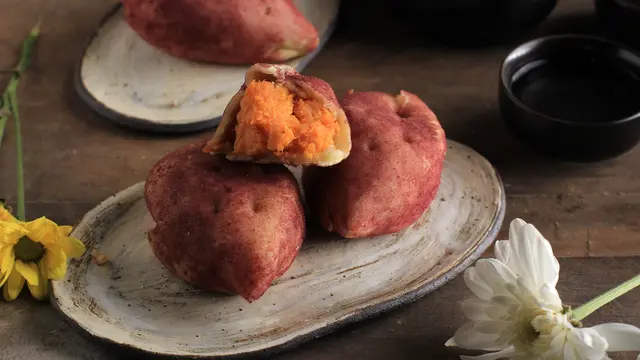 ilustrasi cara mudah membuat roti ala Korea yang viral dan bisa dijual/Ika Rahma H/shutterstock